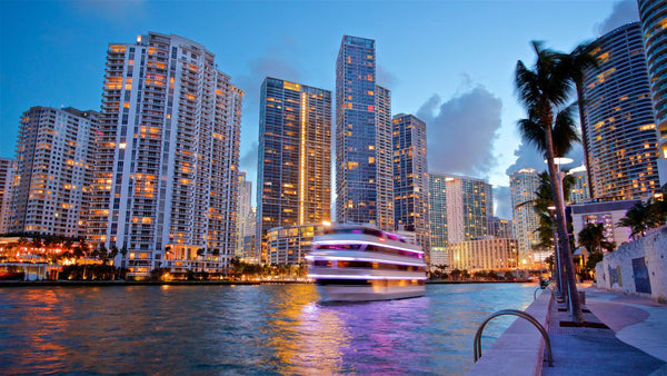 Magician in Miami